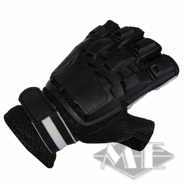Half finger gloves Half finger gloves