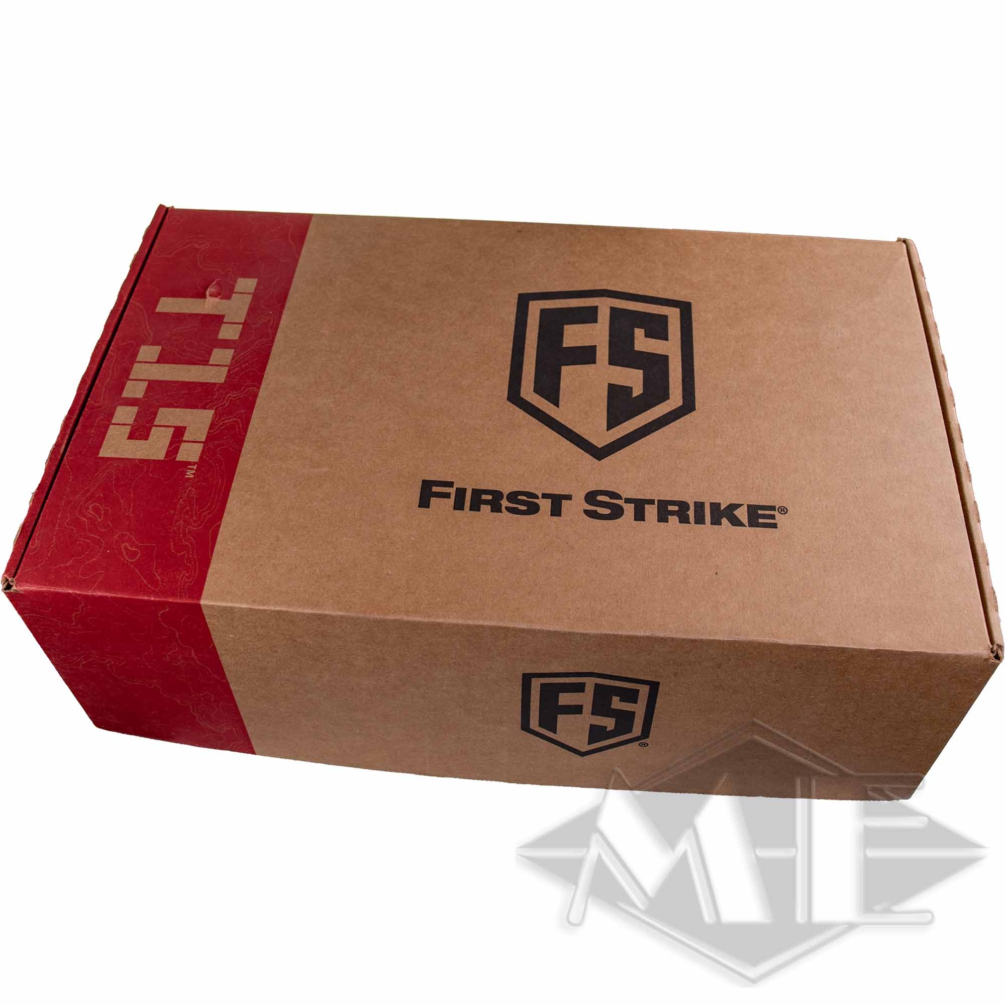 First Strike T15 cal. 68 MagFed Marker Gen. 2/3, 200bar Kiste, Karton, Lieferung des Pakets, Person