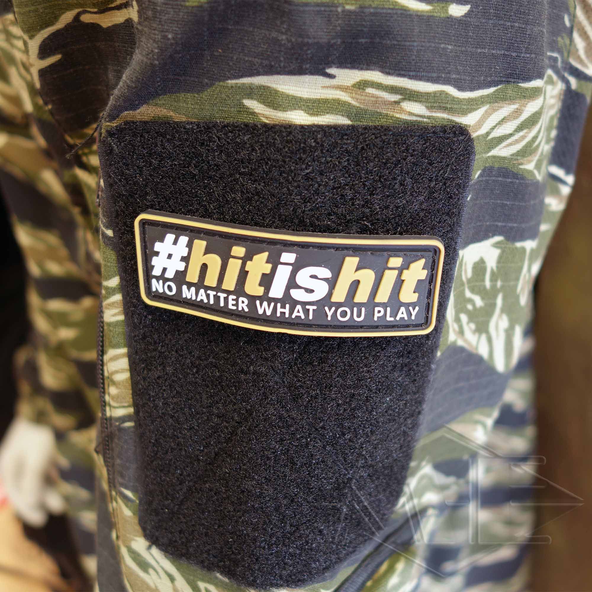 Velcro badge "#hitishit"
